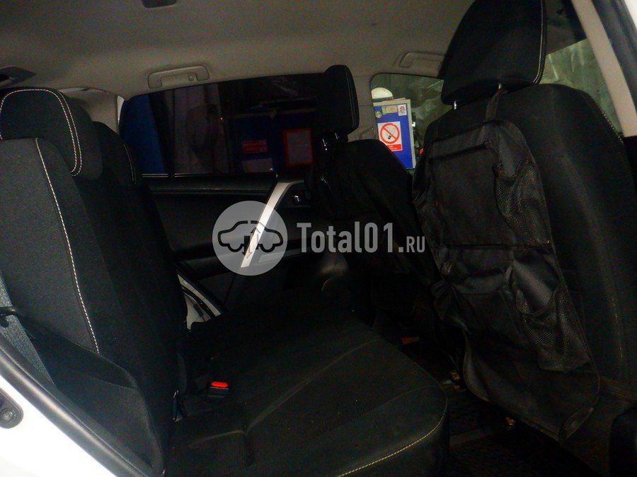 Фото Toyota RAV4 42