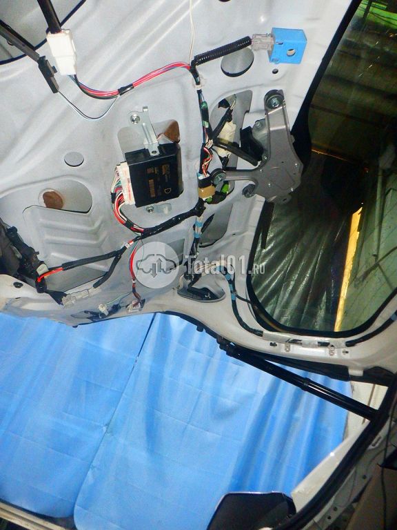 Фото Toyota RAV4 72