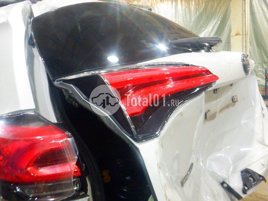 Фото Toyota RAV4 102