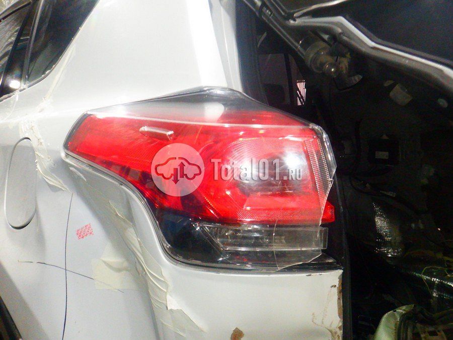 Фото Toyota RAV4 104