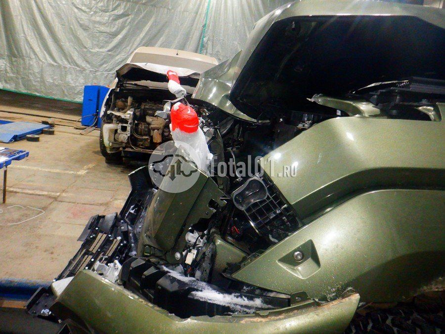 Фото GWM Tank 400 210