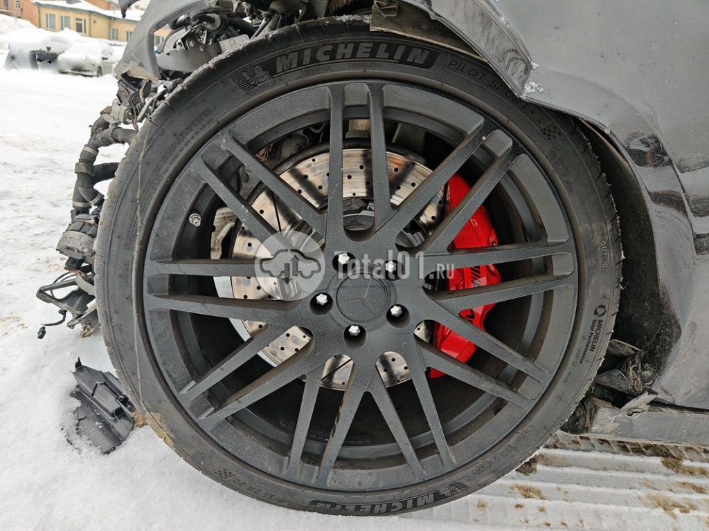 Фото Mercedes-Benz E-класс AMG 22