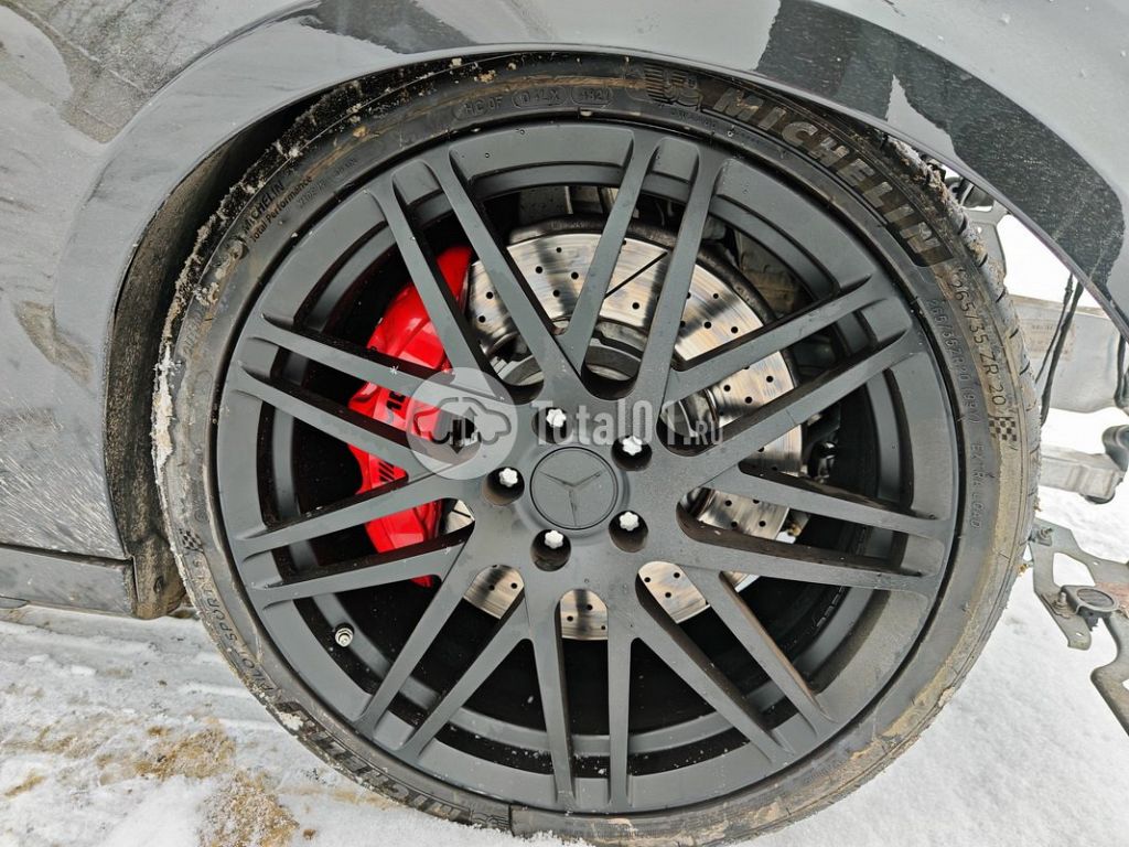 Фото Mercedes-Benz E-класс AMG 28