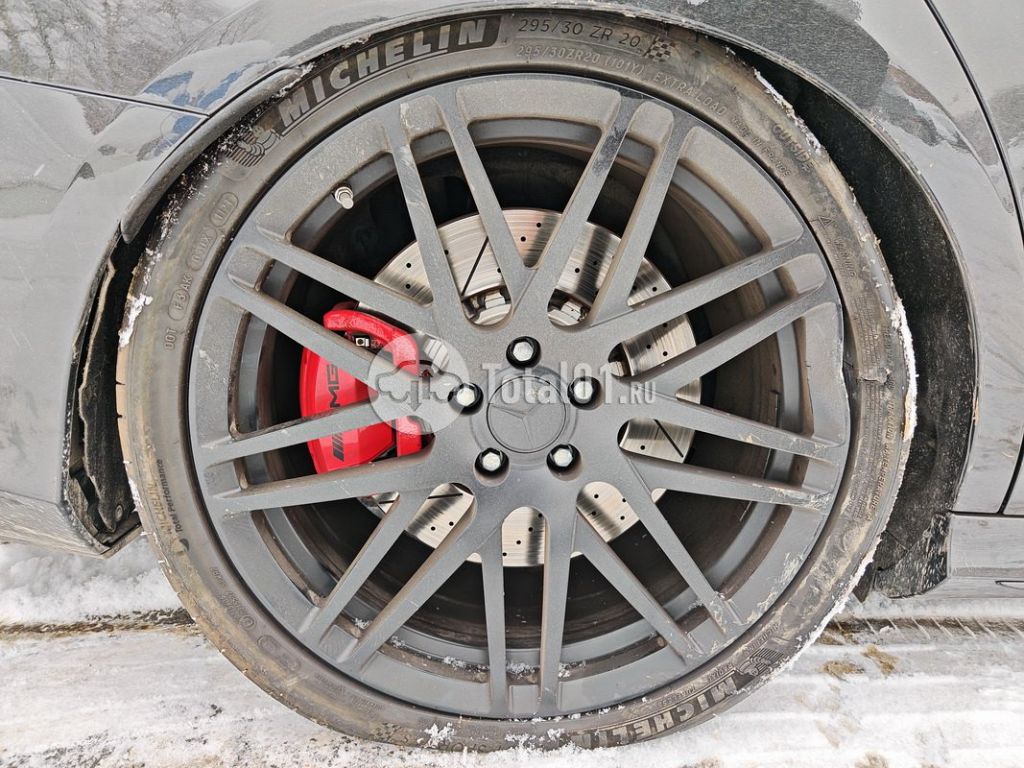 Фото Mercedes-Benz E-класс AMG 32