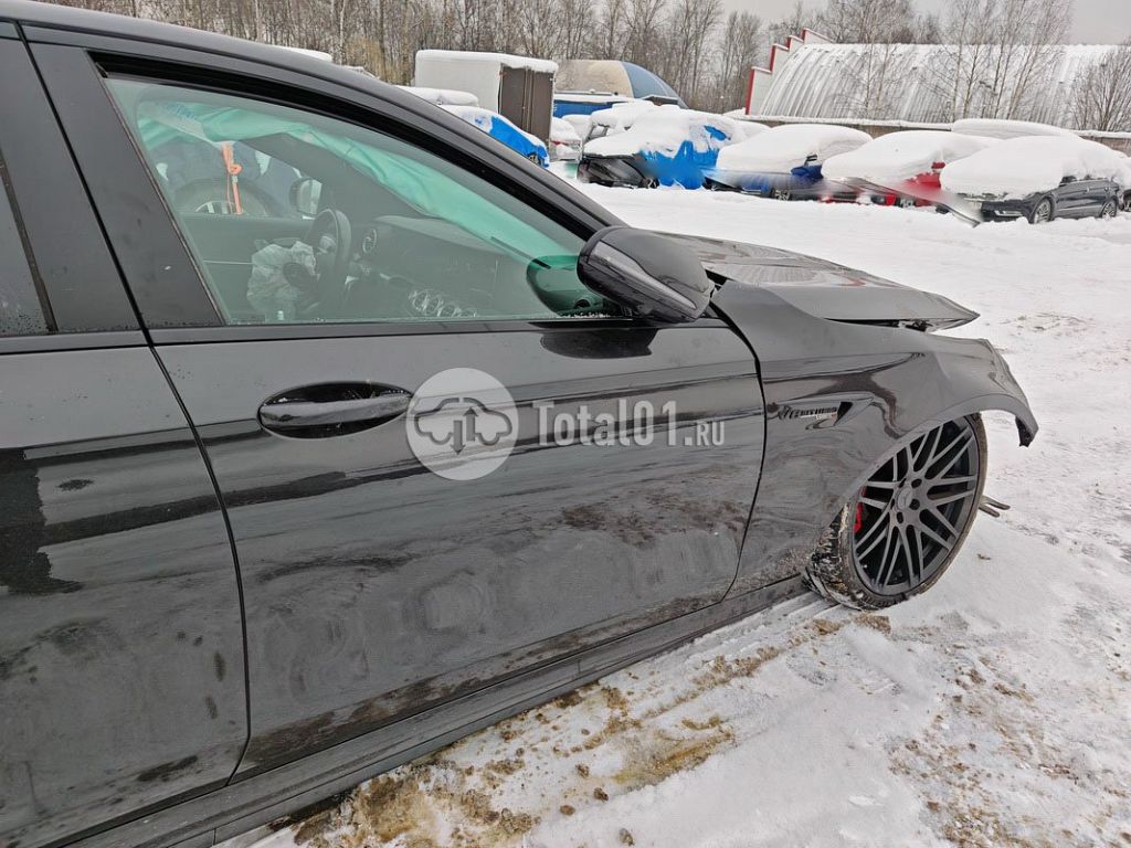 Фото Mercedes-Benz E-класс AMG 64