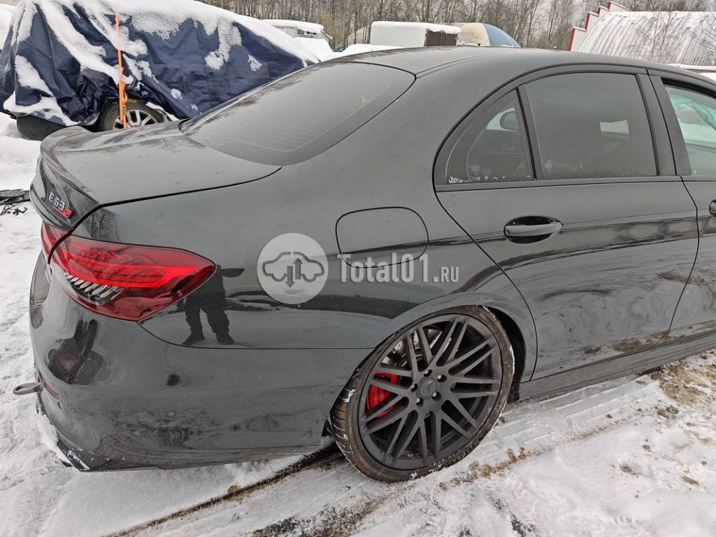 Фото Mercedes-Benz E-класс AMG 76