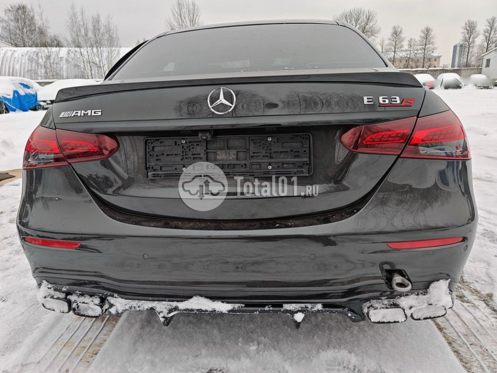 Фото Mercedes-Benz E-класс AMG 78