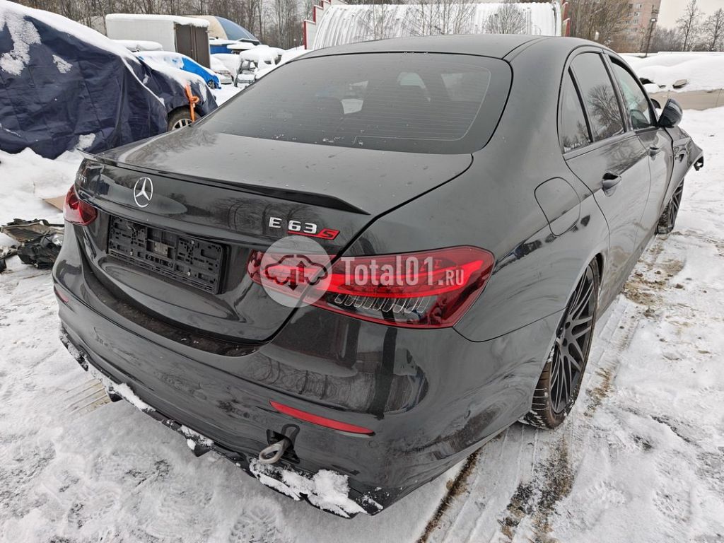 Фото Mercedes-Benz E-класс AMG 112