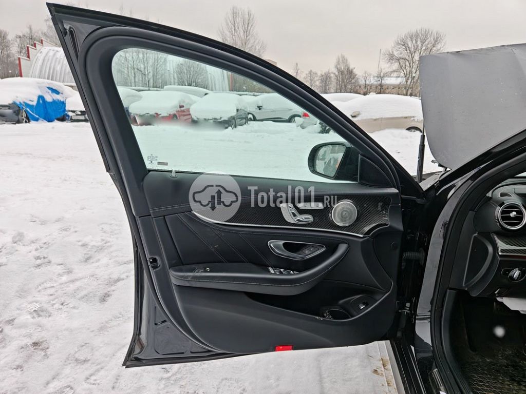 Фото Mercedes-Benz E-класс AMG 164