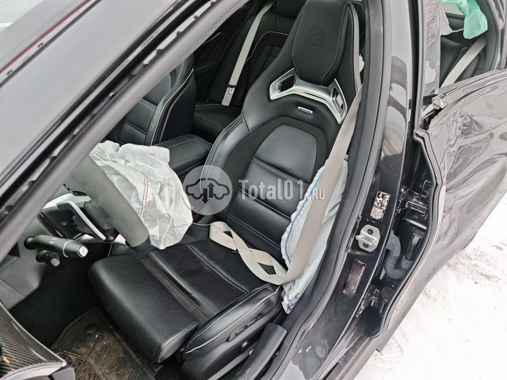 Фото Mercedes-Benz E-класс AMG 182