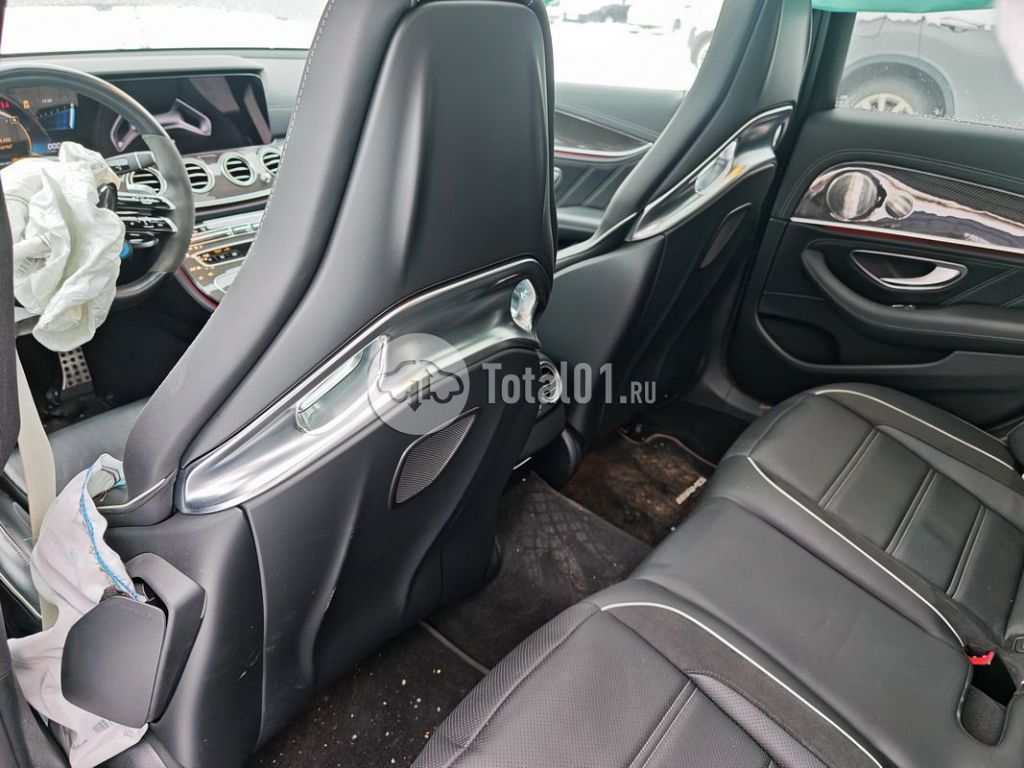 Фото Mercedes-Benz E-класс AMG 188