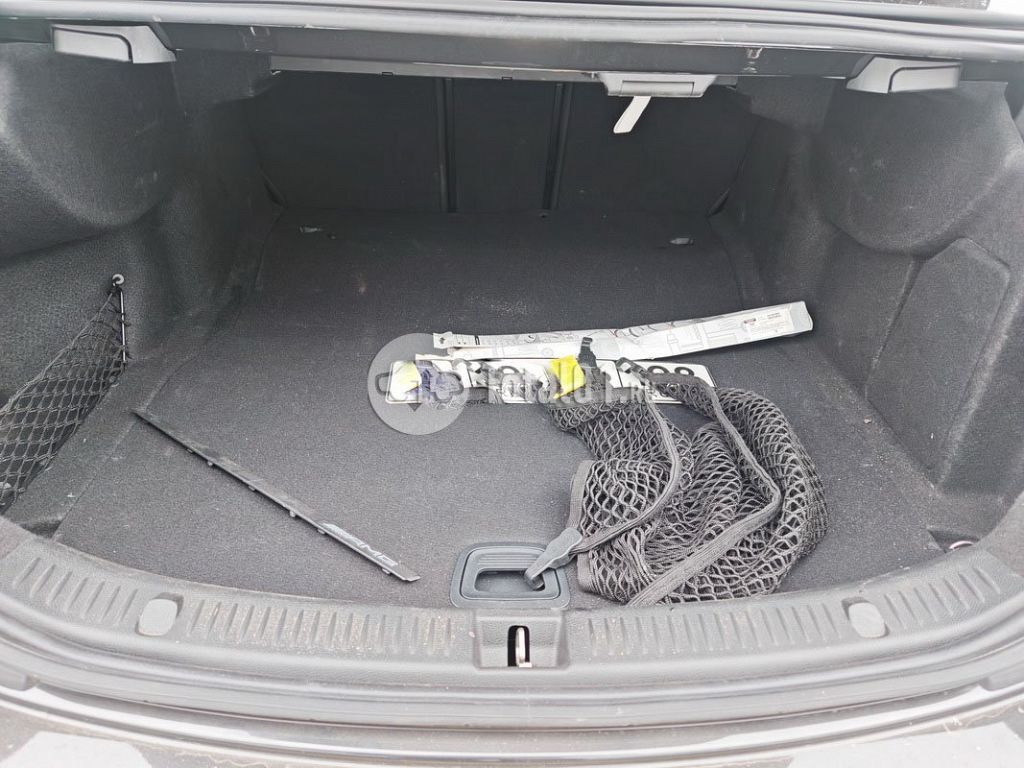 Фото Mercedes-Benz E-класс AMG 206