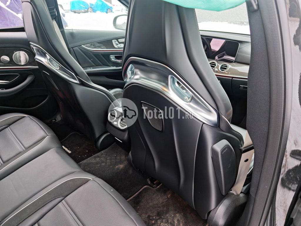 Фото Mercedes-Benz E-класс AMG 228