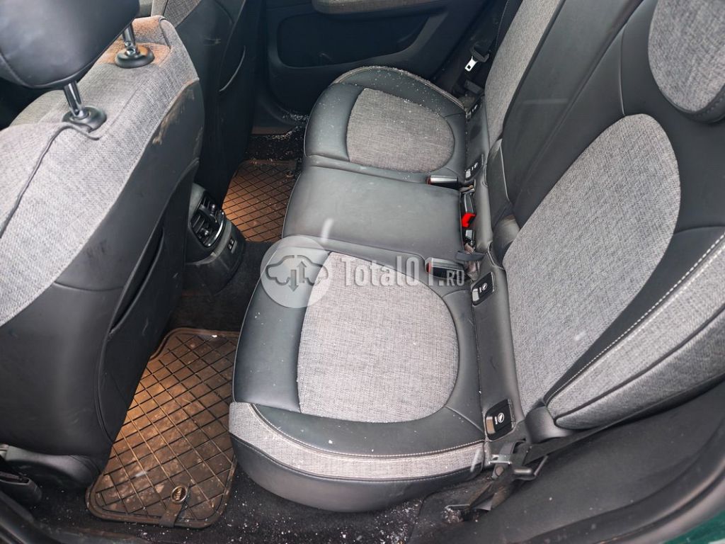 Фото MINI Cooper Countryman 160