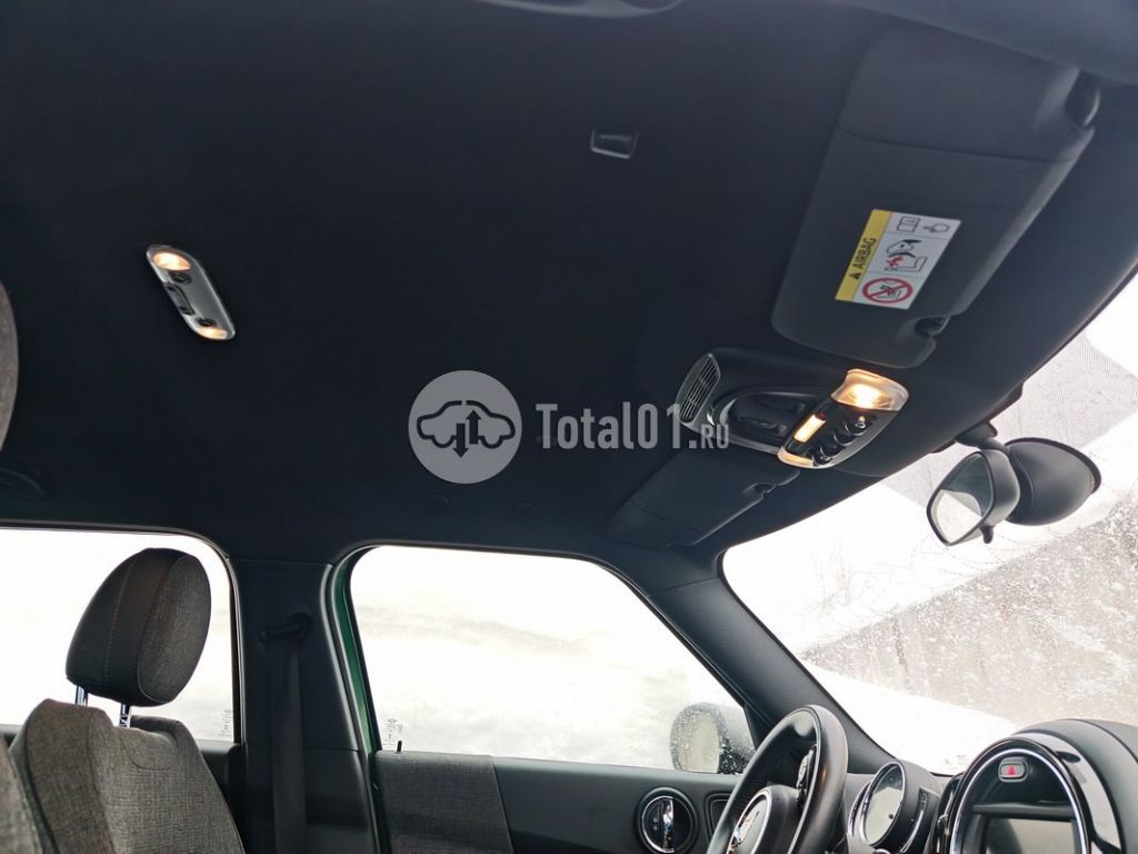 Фото MINI Cooper Countryman 210