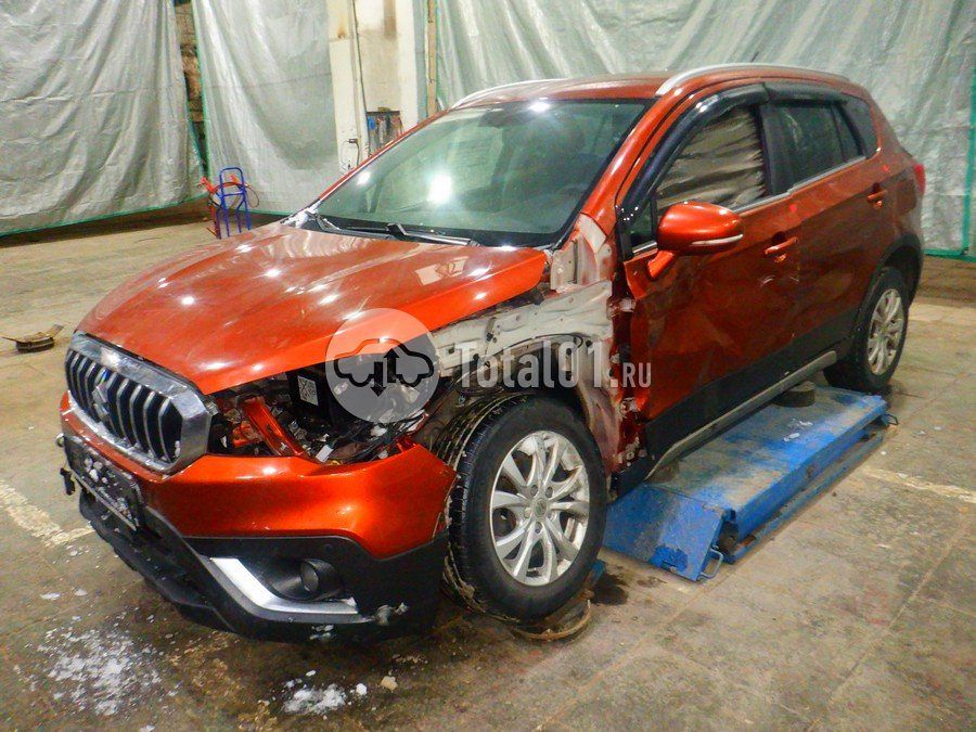 Фото Suzuki SX4 6