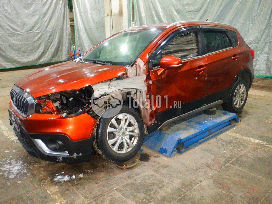 Фото Suzuki SX4 8