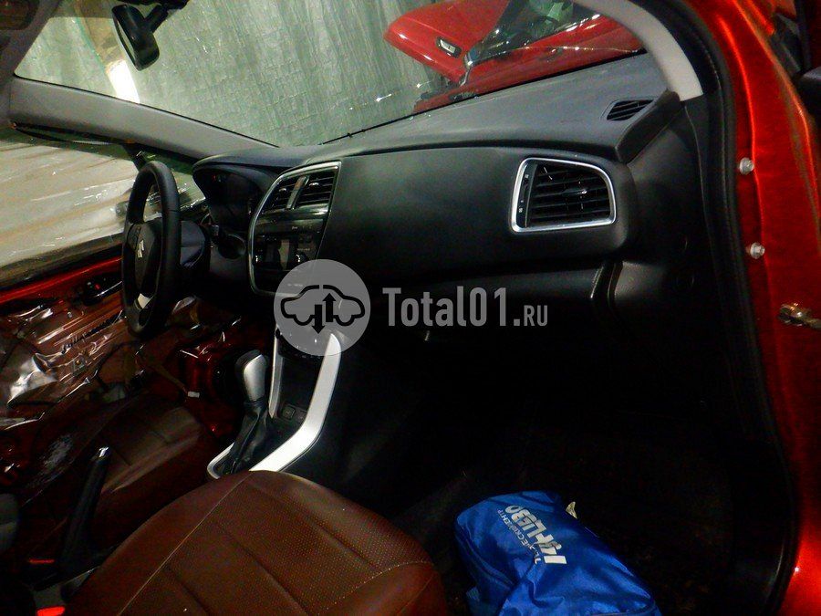 Фото Suzuki SX4 22