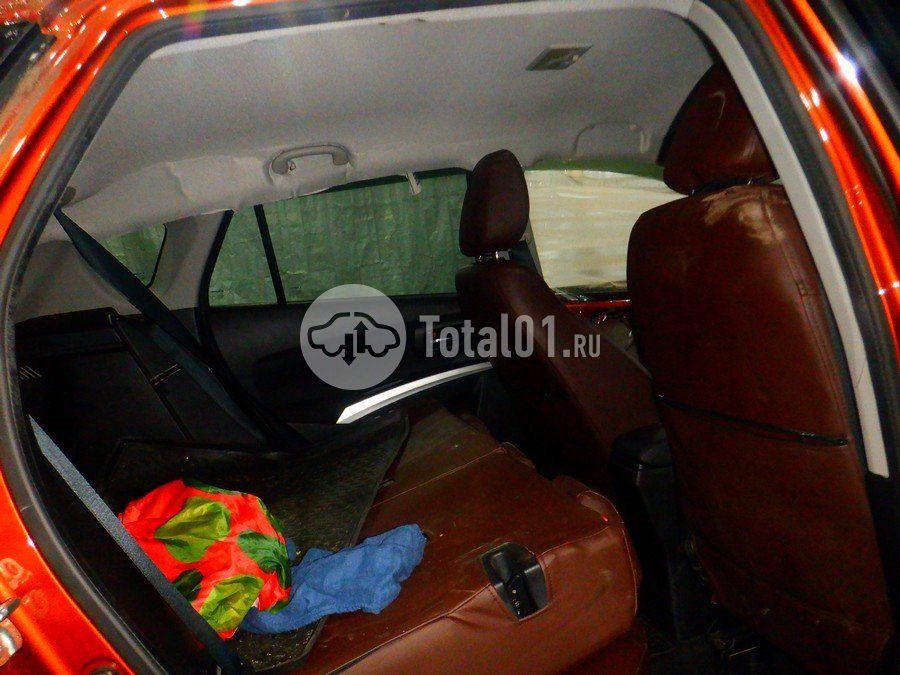 Фото Suzuki SX4 46