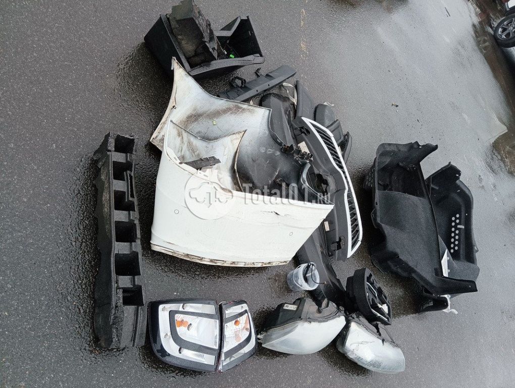 Фото Skoda Rapid 26