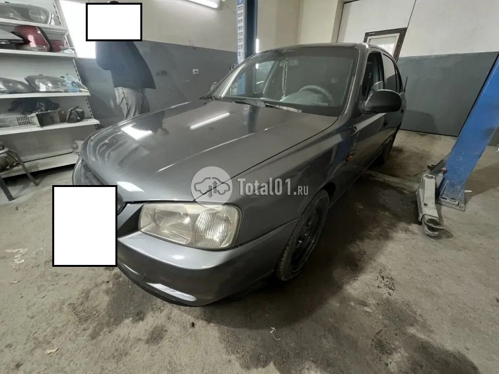 Фото Hyundai Accent 28