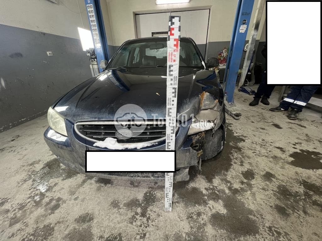 Фото Hyundai Accent 10