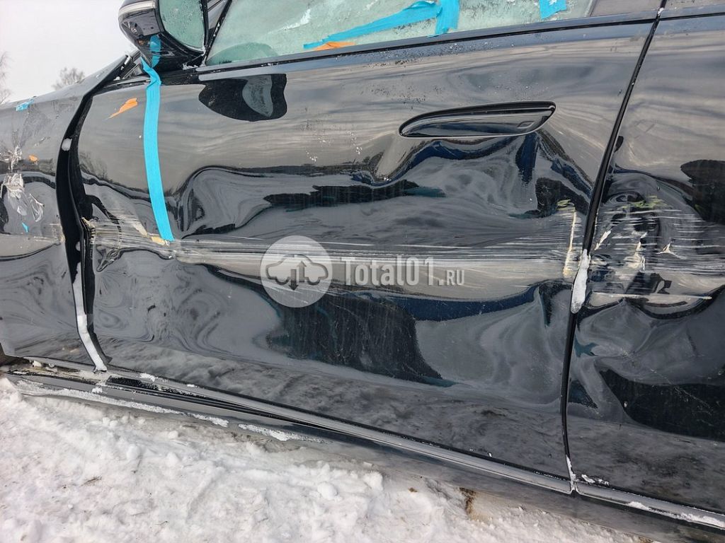 Фото Mercedes-Benz S-класс 108