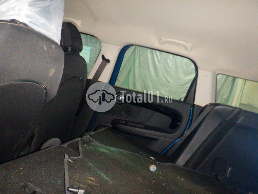 Фото MINI Cooper Countryman 64