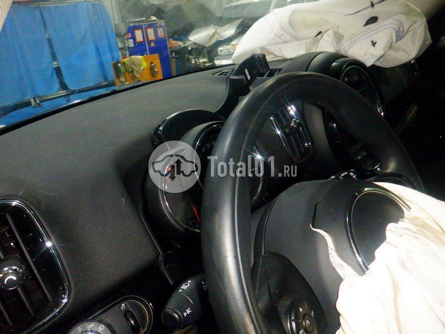 Фото MINI Cooper Countryman 70