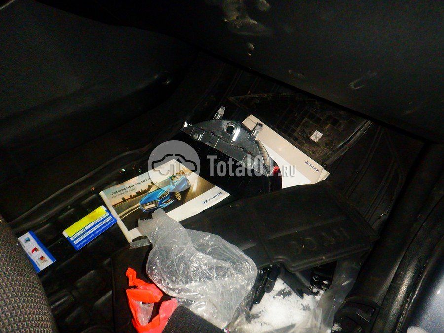 Фото Hyundai Solaris 26