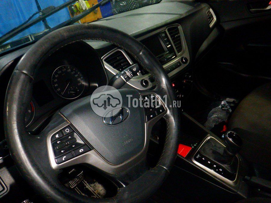 Фото Hyundai Solaris 80