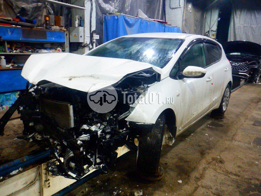 Фото KIA cee\'d 8