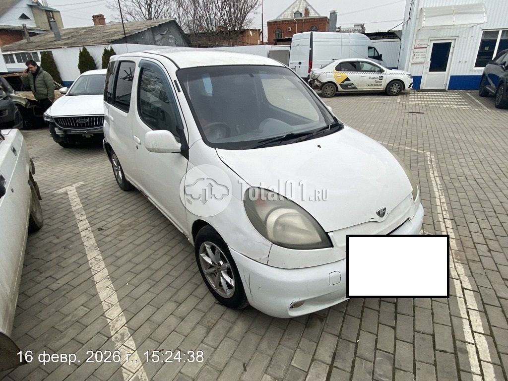 Фото Toyota Funcargo 2