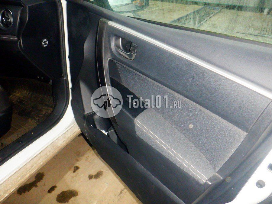 Фото Toyota Corolla 18