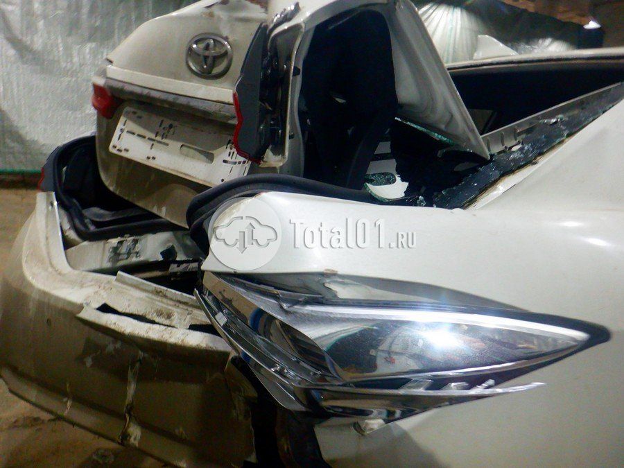 Фото Toyota Corolla 80