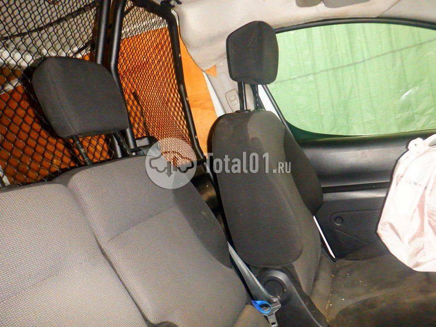 Фото Citroen Berlingo 38