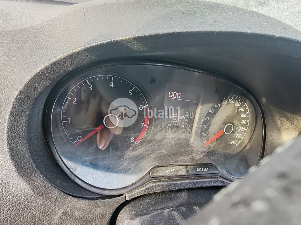 Фото Volkswagen Polo 16