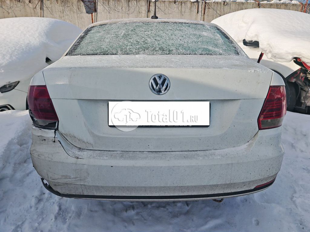 Фото Volkswagen Polo 128