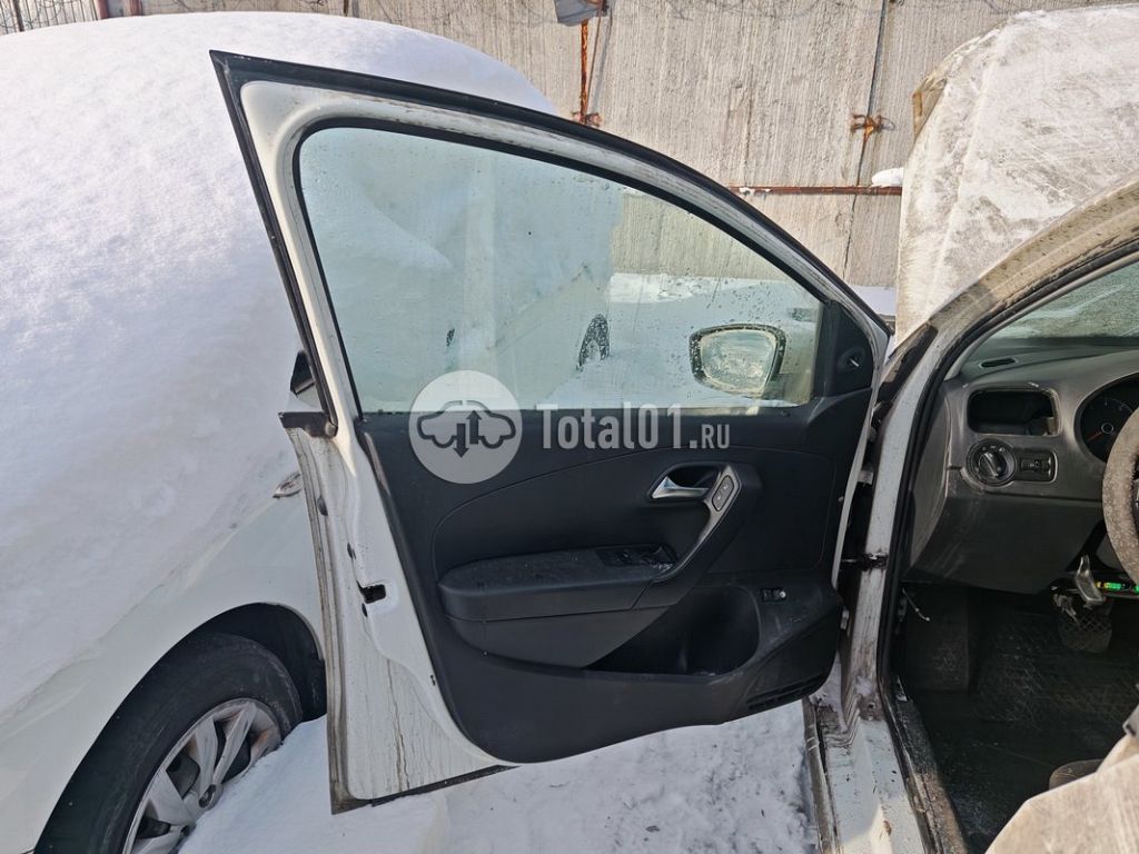 Фото Volkswagen Polo 166