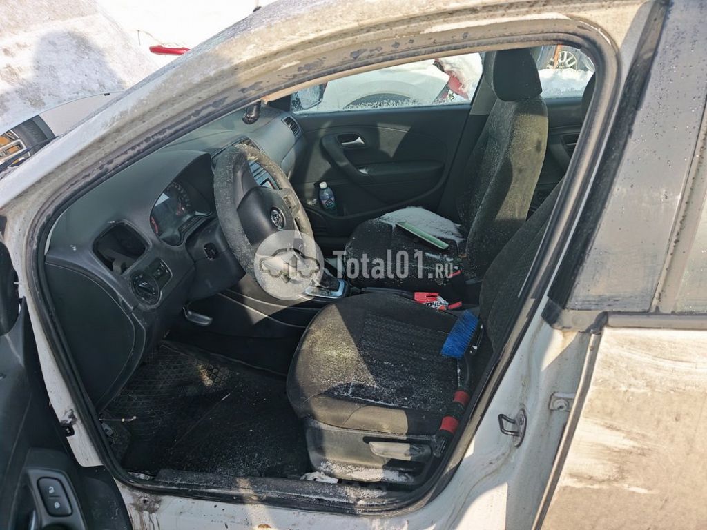 Фото Volkswagen Polo 168