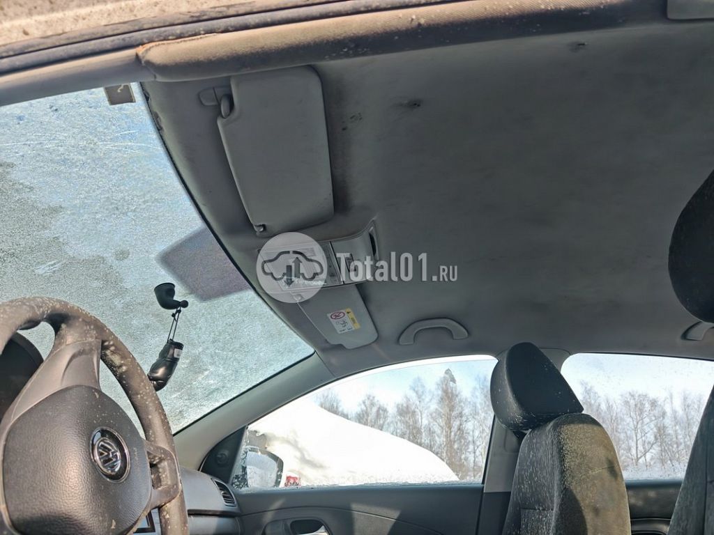 Фото Volkswagen Polo 180