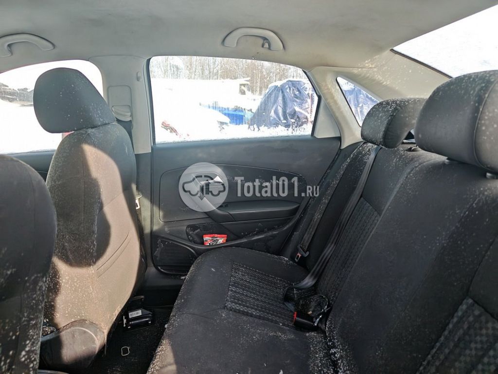 Фото Volkswagen Polo 190