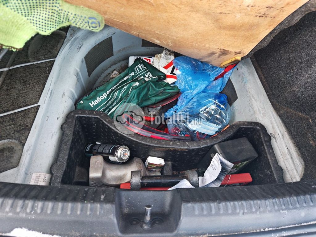 Фото Volkswagen Polo 208