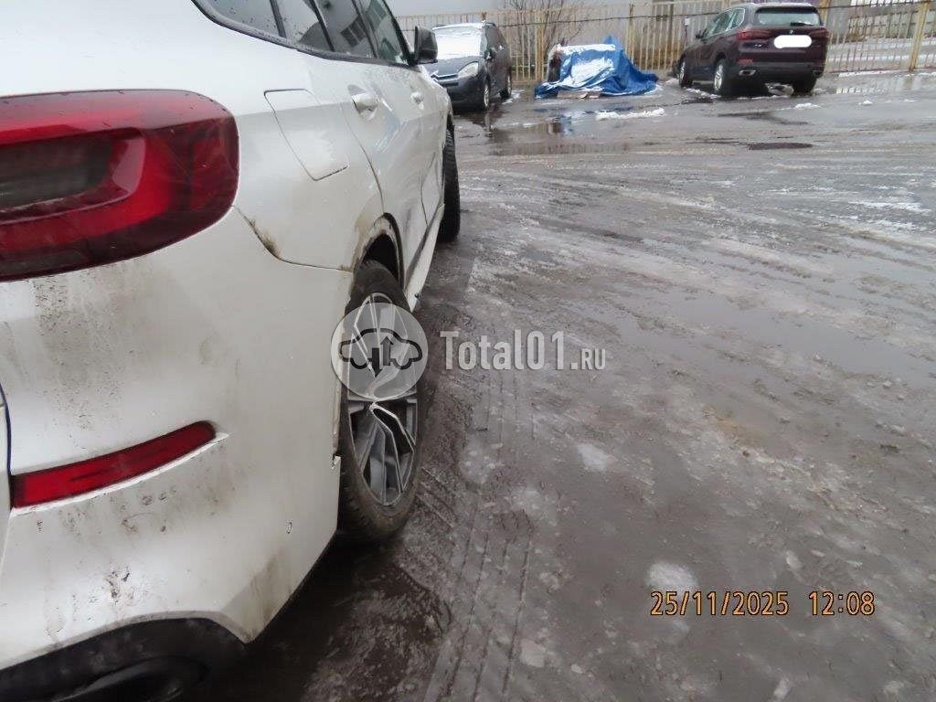 Фото BMW X5 580