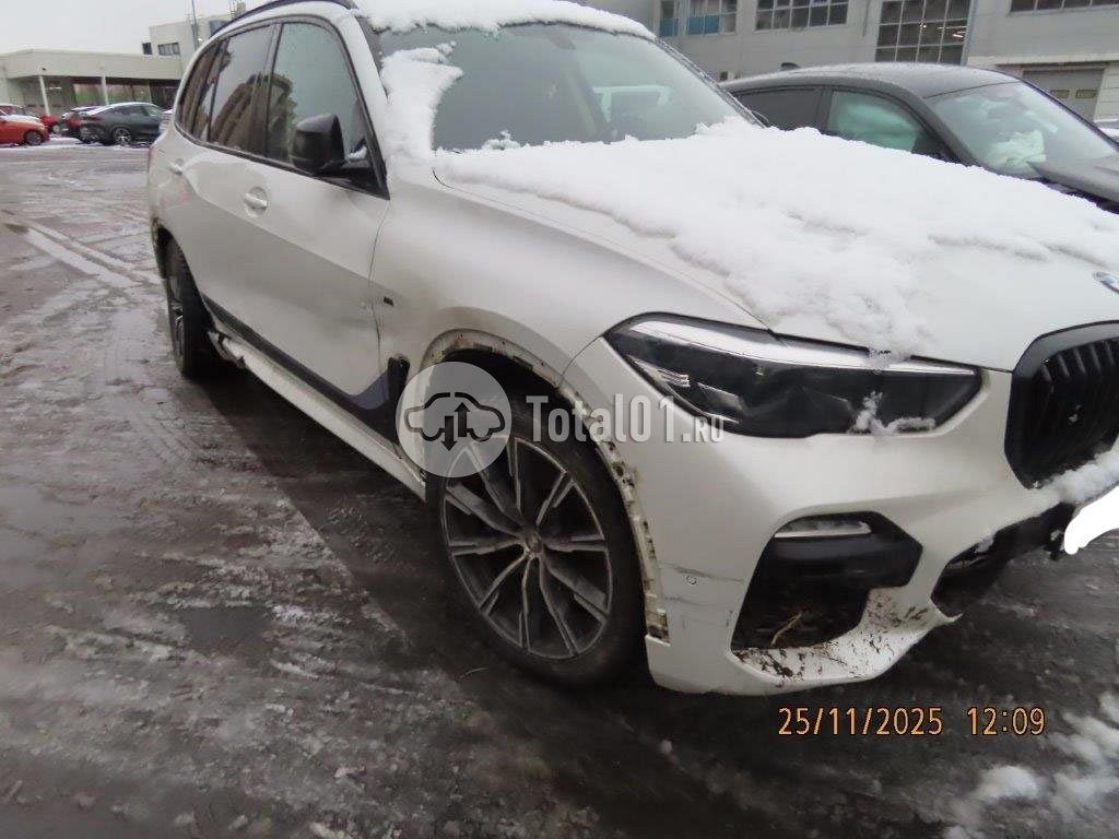 Фото BMW X5 600