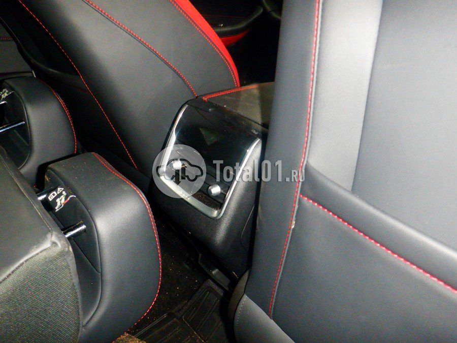 Фото Chery Tiggo 4 36