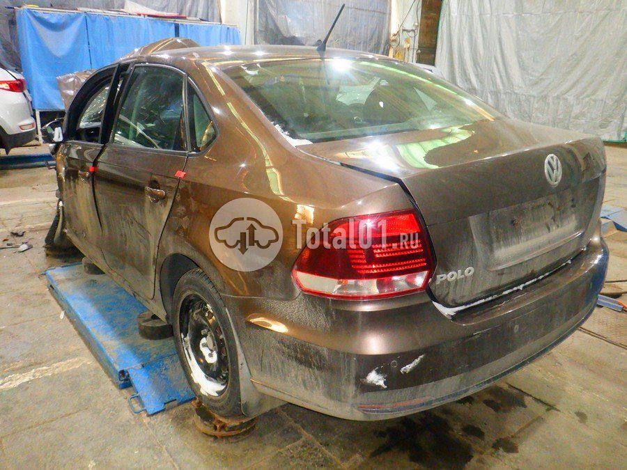 Фото Volkswagen Polo 16