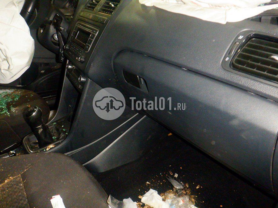 Фото Volkswagen Polo 30