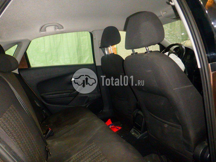 Фото Volkswagen Polo 48