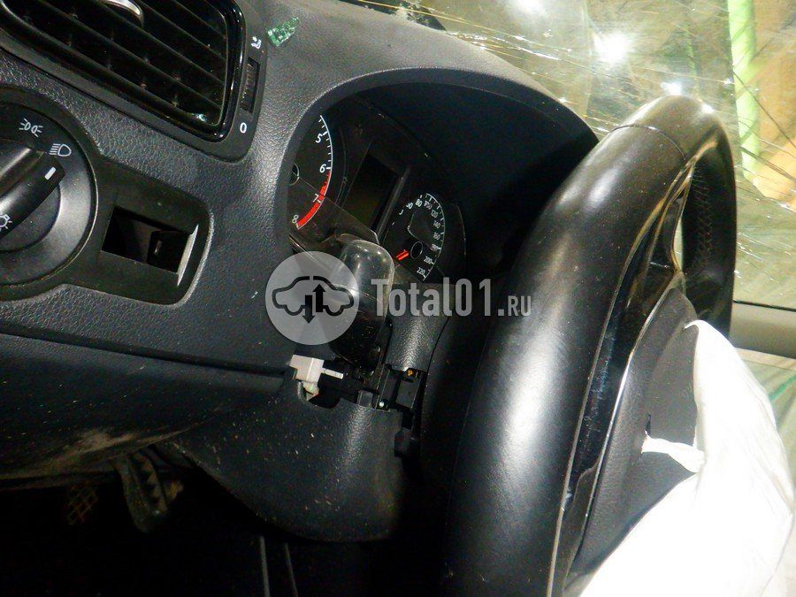 Фото Volkswagen Polo 80